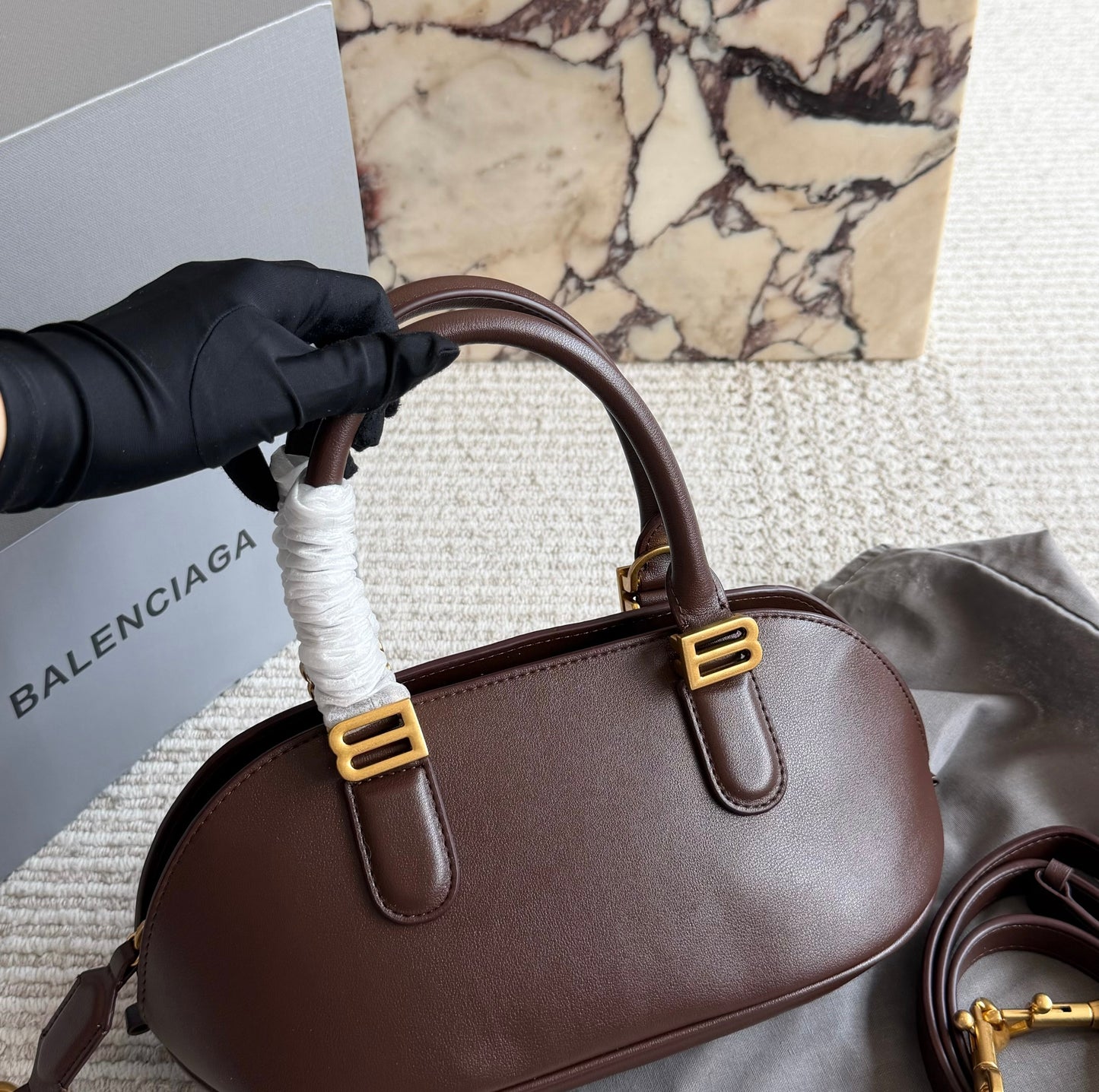 Cuero | Structured Dome Top-Handle Bag