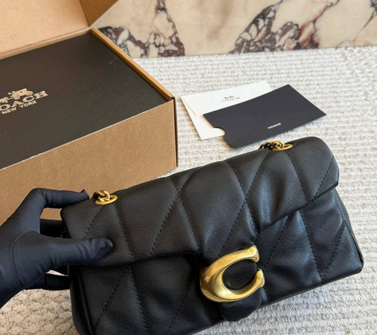 Cuero | Tabby Quilted Shoulder Bag With Chain