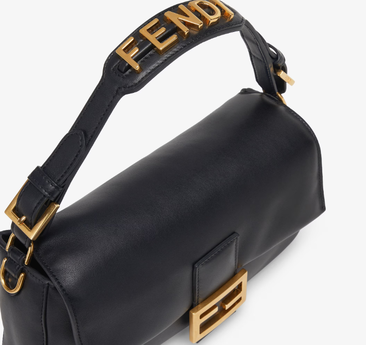 Cuero | Baguette Black nappa leather bag
