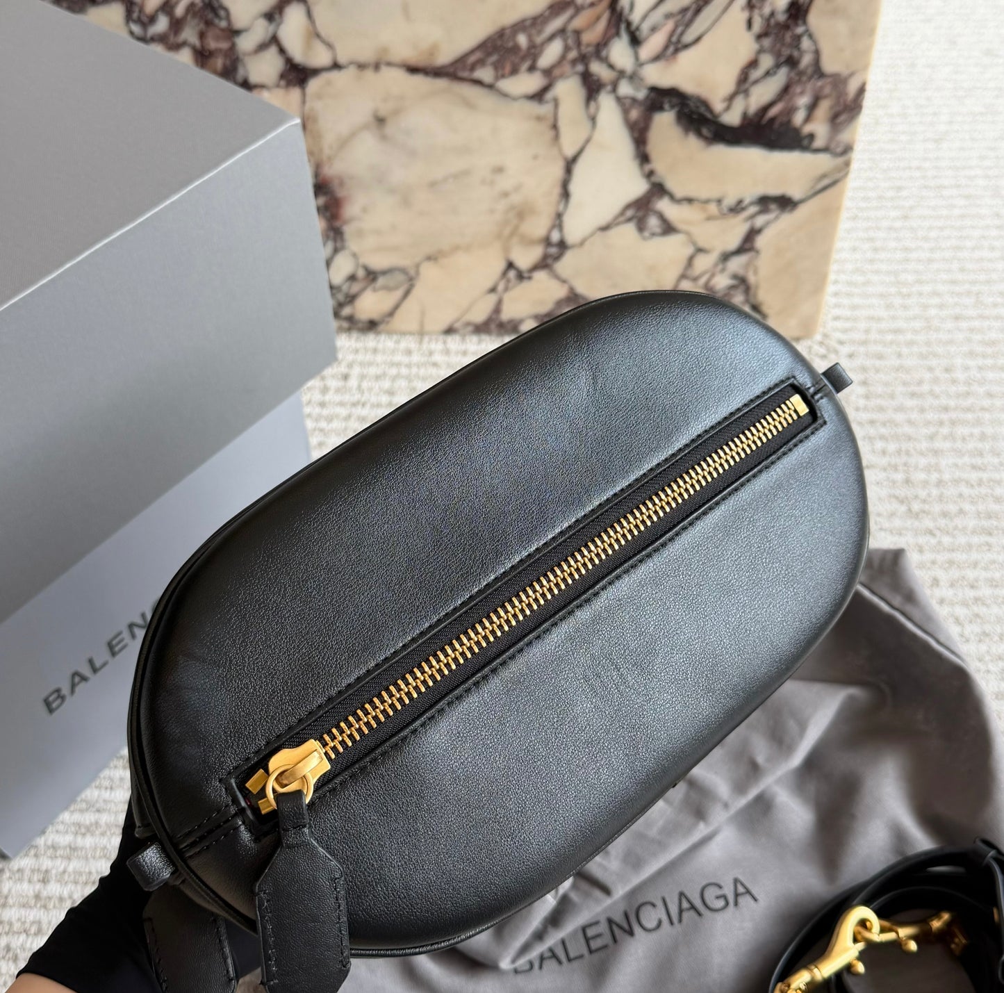 Cuero | Structured Dome Top-Handle Bag