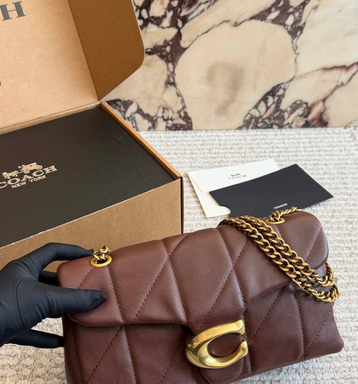 Cuero | Tabby Quilted Shoulder Bag With Chain