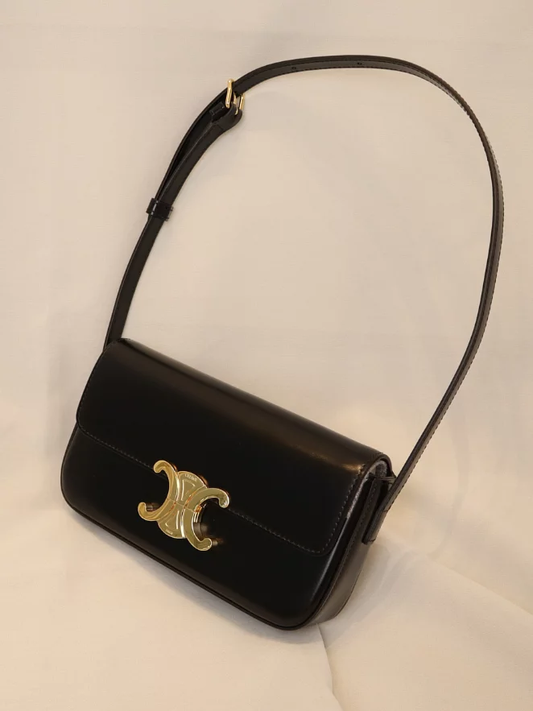 Cuero | TRIOMPHE SHOULDER BAG IN SHINY CALFSKIN BLACK