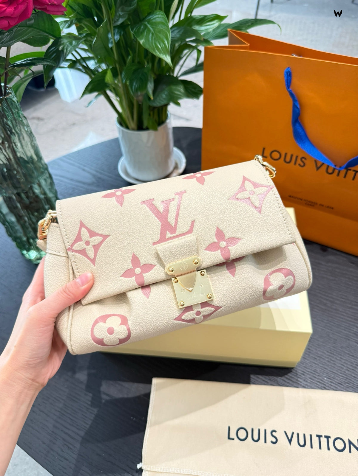 Cuero | Two-Tone Monogram East-West Flap Crossbody - Cream Pink