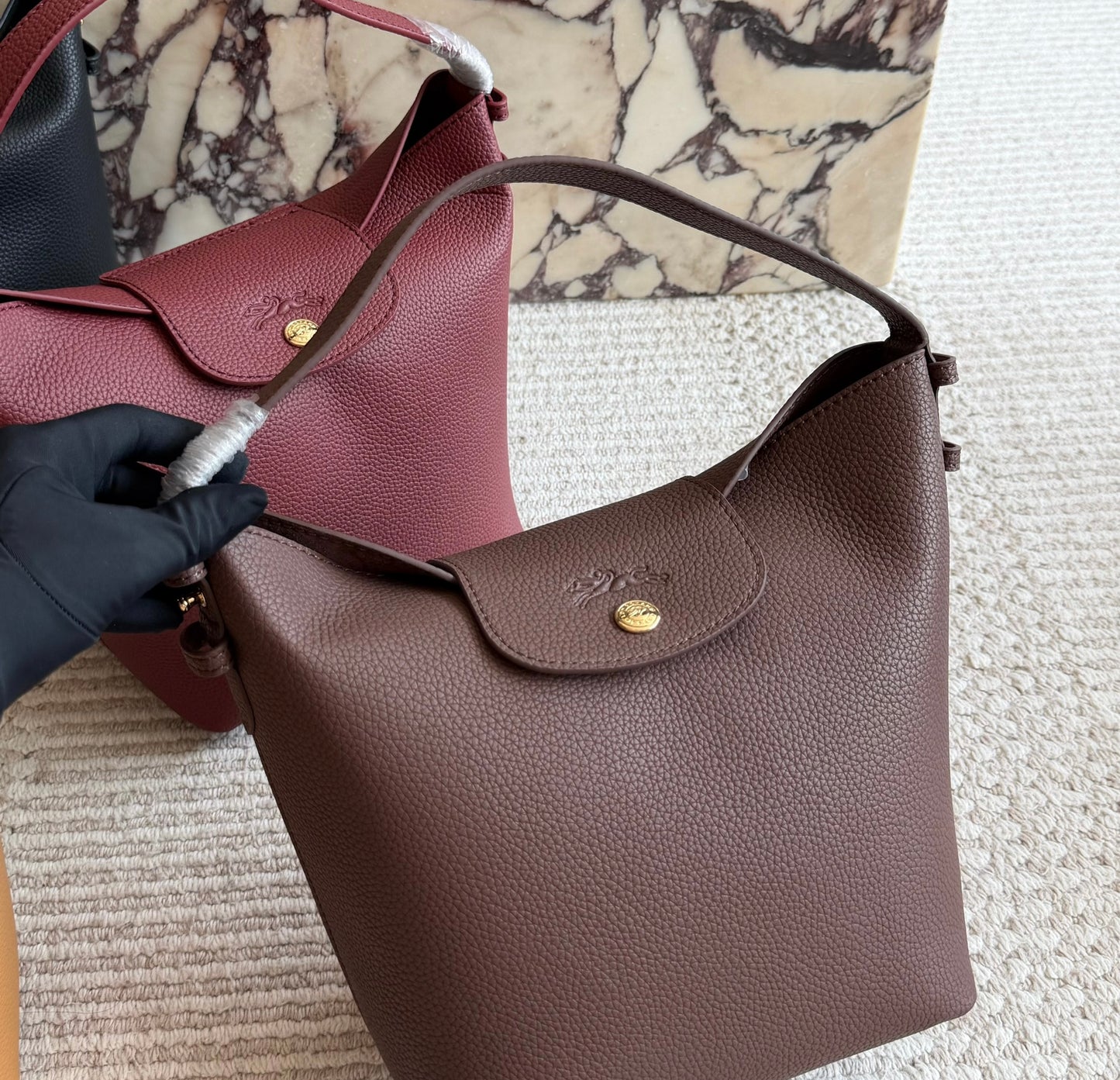Cuero | Pebbled Leather Hobo Shoulder Bag