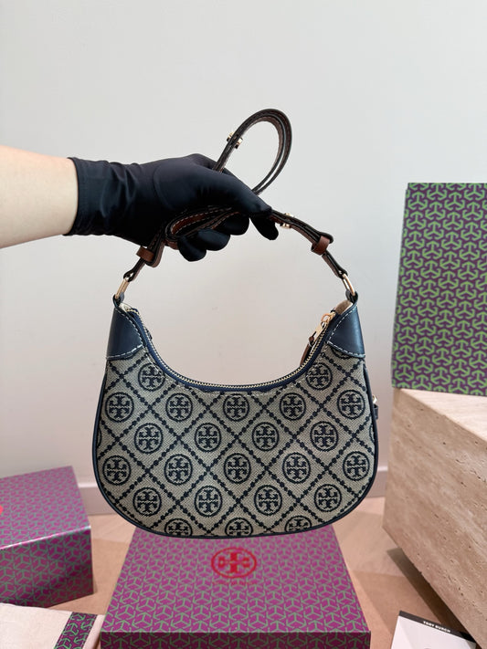 Cuero | Monogram Shoulder Bag