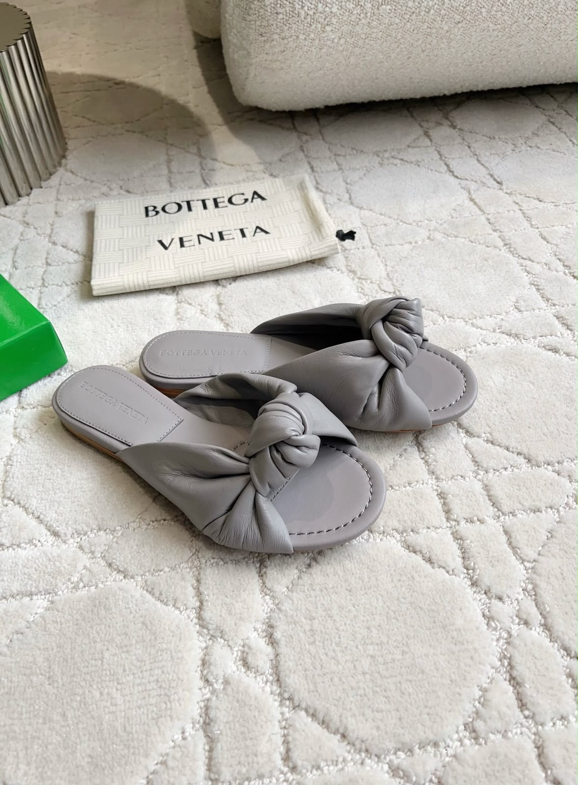 Bottega Veneta Lido Flat Mules – Gray Leather