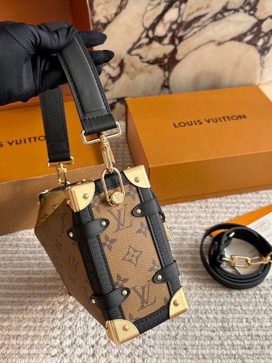 Cuero | Monogram Reverse Trunk Shoulder Bag