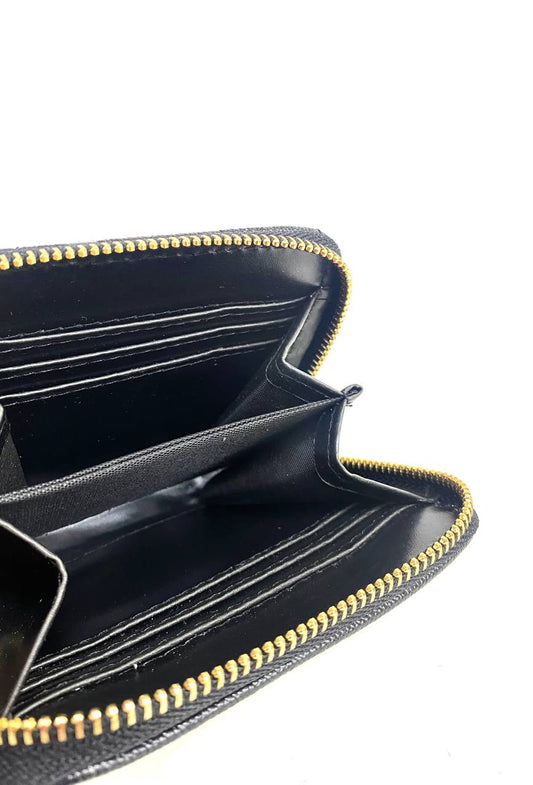 Cuero | 𝐖𝐨𝐦𝐞𝐧 𝐌𝐢𝐧𝐢 𝐖𝐚𝐥𝐥𝐞𝐭
