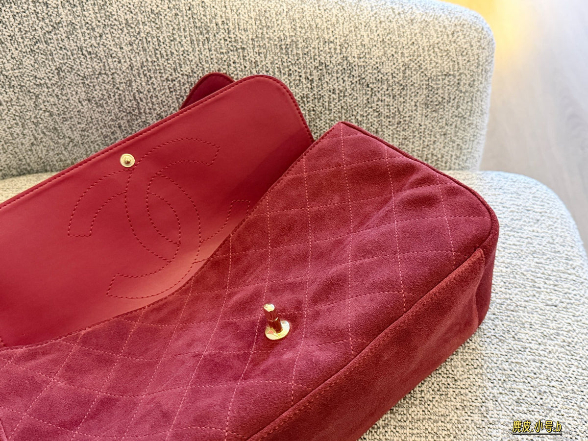 Cuero | Diamond Quilted Flap Chain Shoulder Bag - Burgundy Suede
