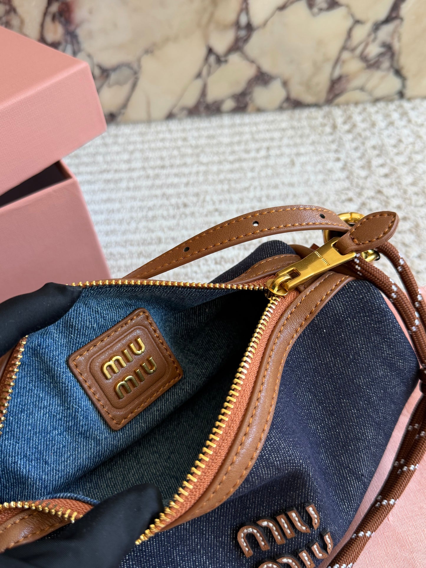 Cuero | Mini Cylinder Shoulder Bag