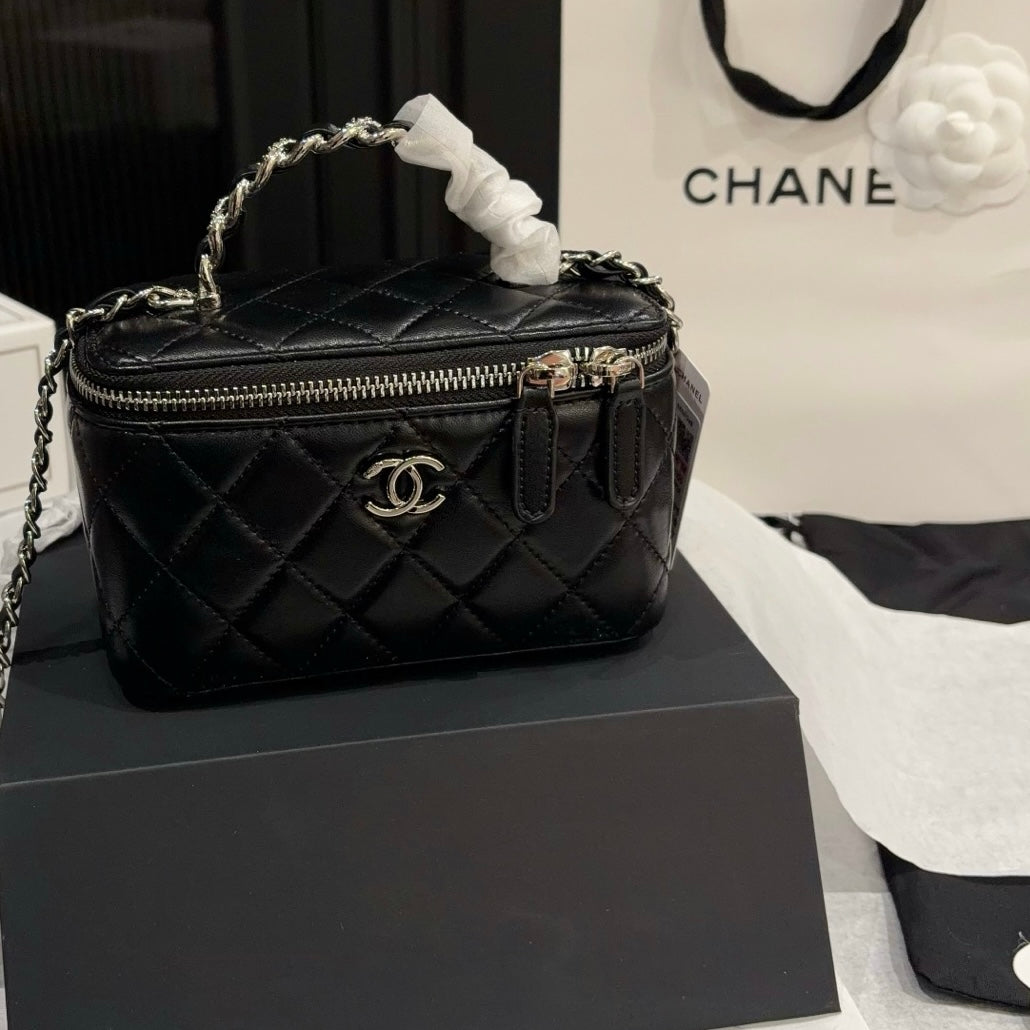 Cuero | Quilted Vanity Box Bag