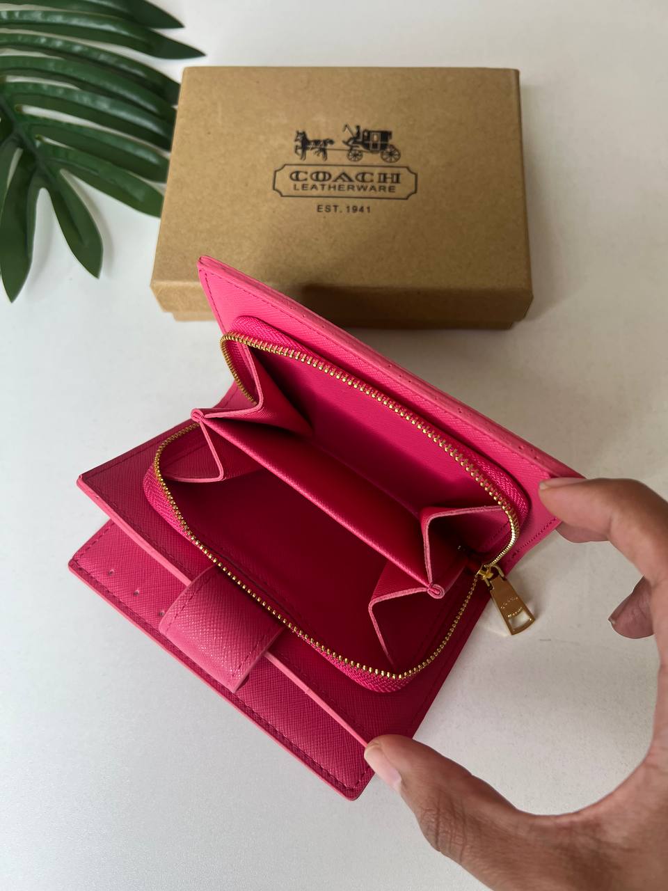 Cuero | Medium Corner Zip Wallet In Signature Canvas