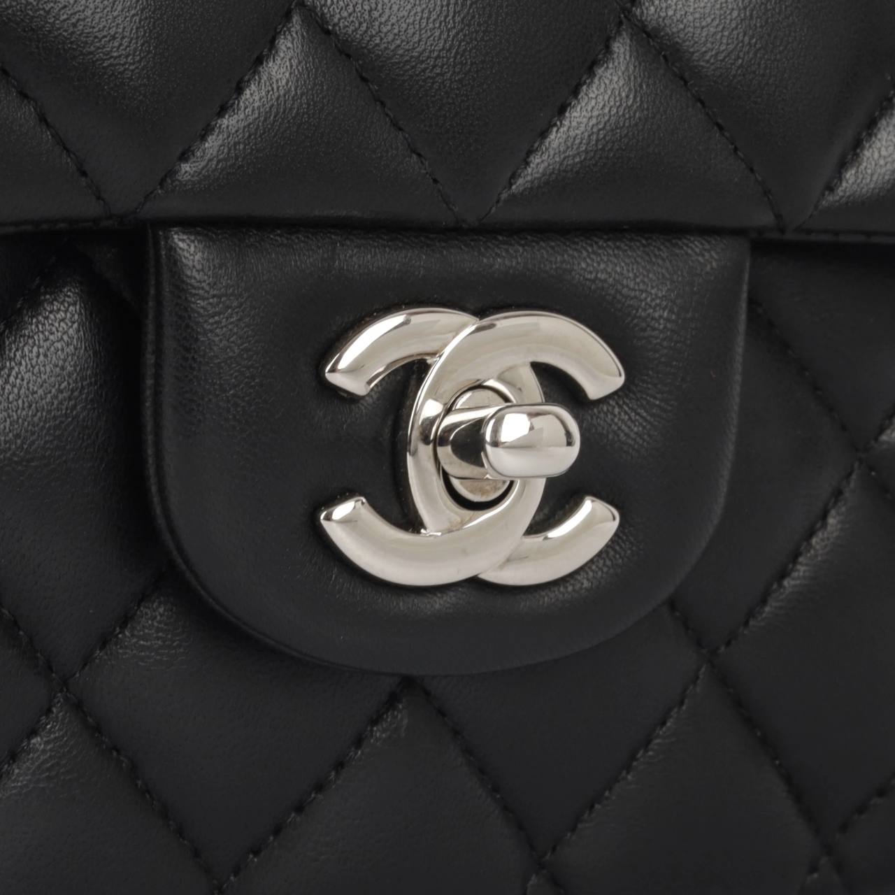 Cuero | Classic Flap Bag - Medium