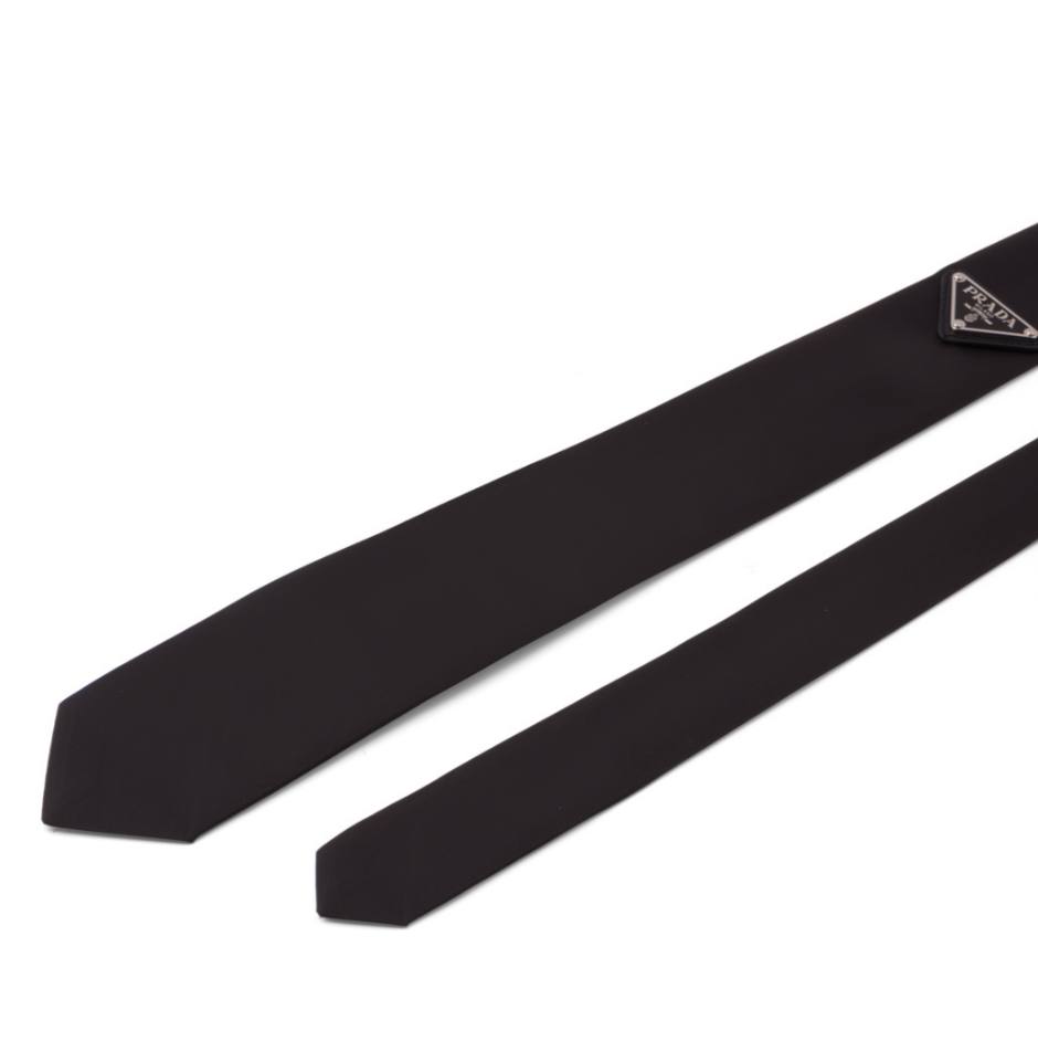 Cuero | Re-Nylon Gabardine Tie Black