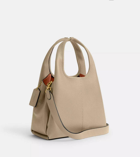 Cuero | Lana 23 small leather Grap Bag