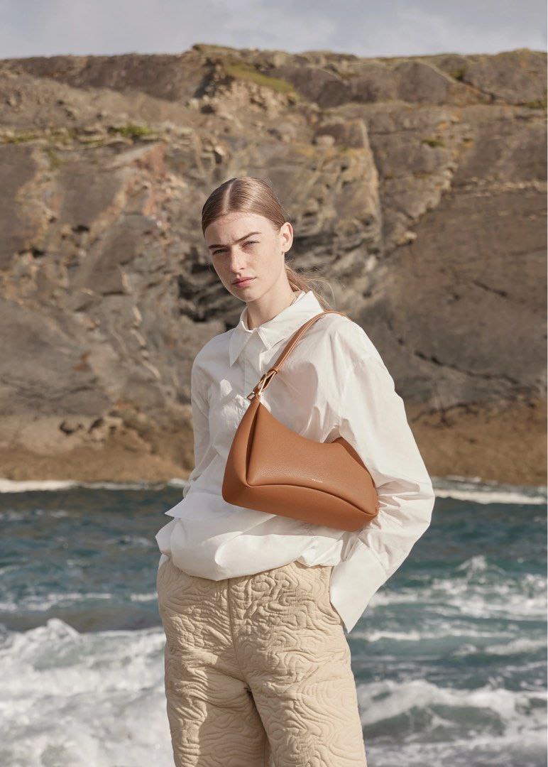 Cuero | UMI Crossbody Bag in Camel