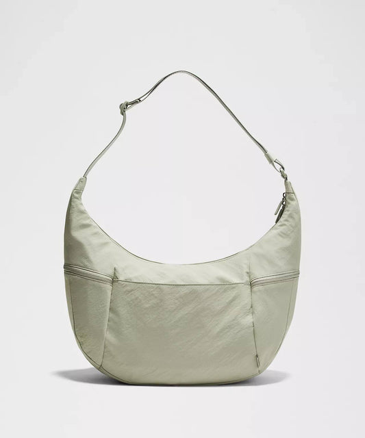 Cuero | Lululemon Slouchy Sling Bag 6L - Fog Green