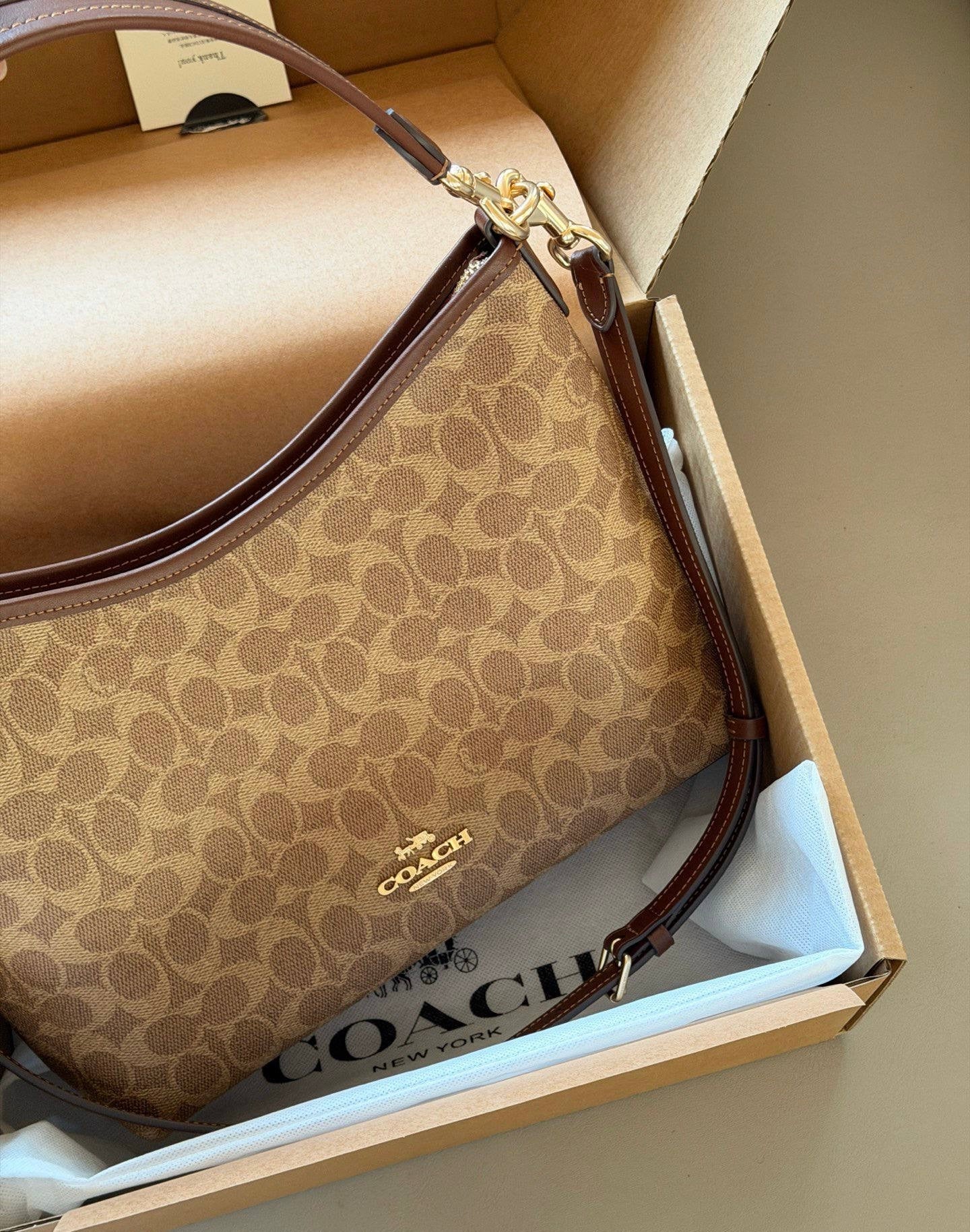 Cuero | Laurel Shoulder Bag In Signature Canvas