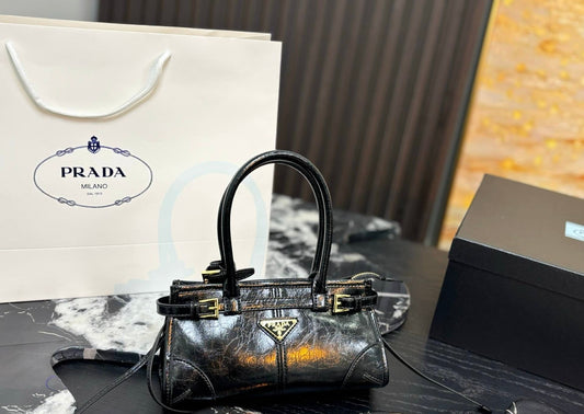Cuero | leather mini handbag