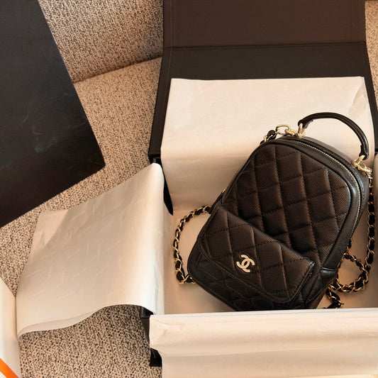 Cuero | Mini Quilted Backpack