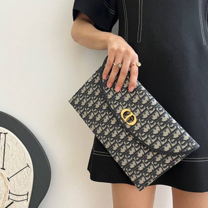 Cuero | Medium Caro Daily Pouch
