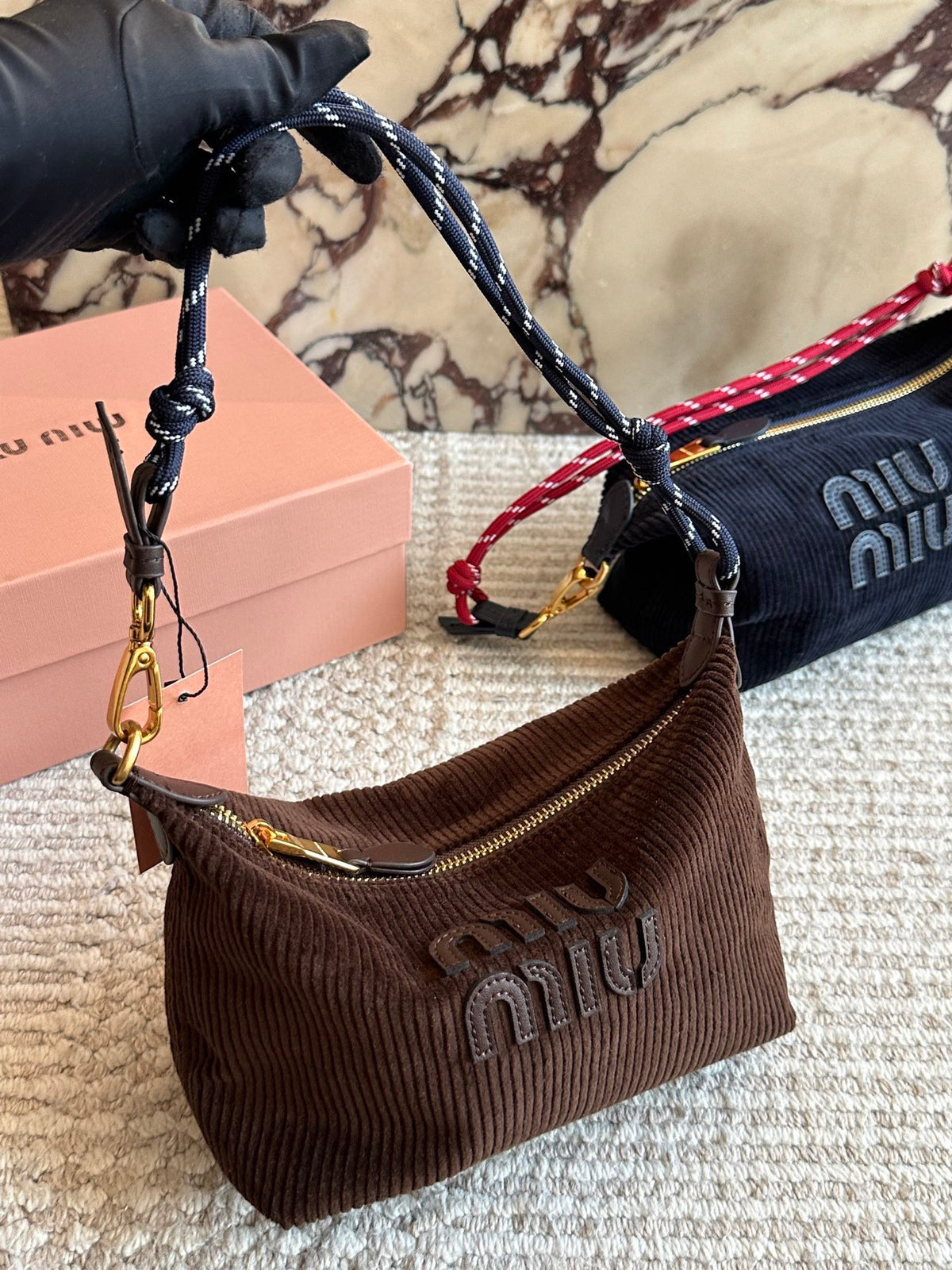 Cuero | Corduroy Shoulder Bag