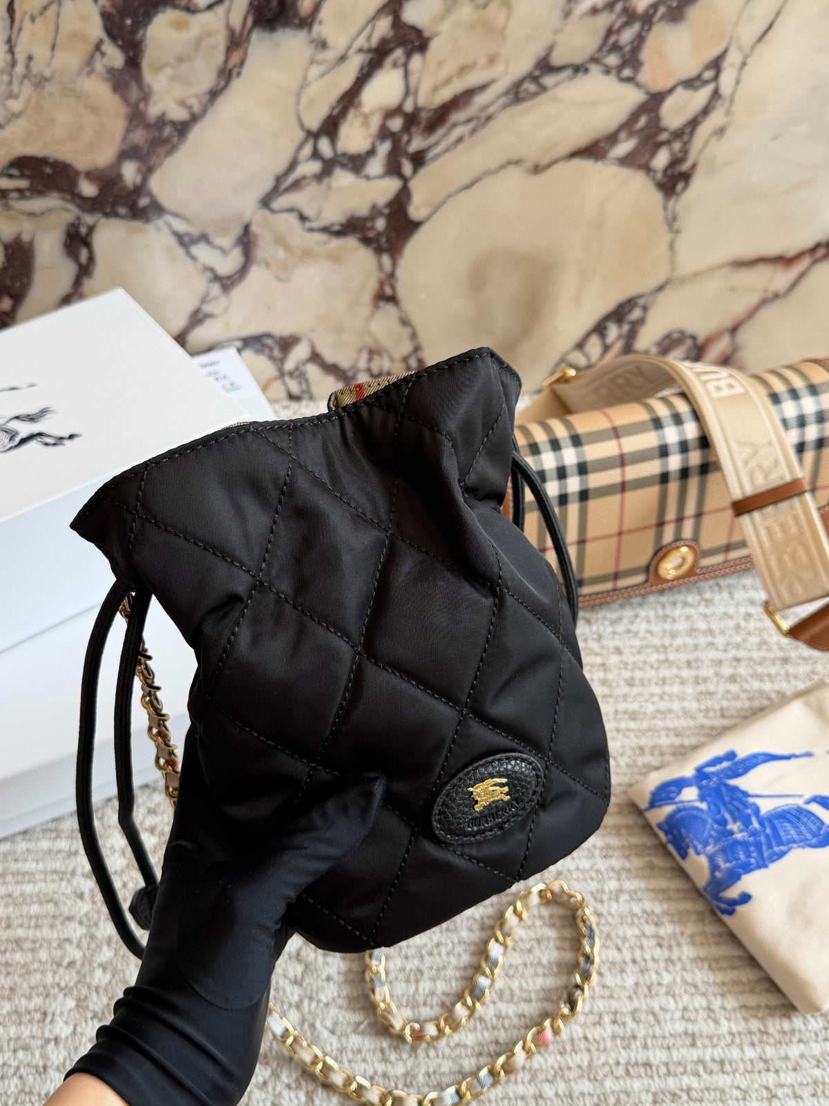 Cuero | Black Quilted Bucket Bag
