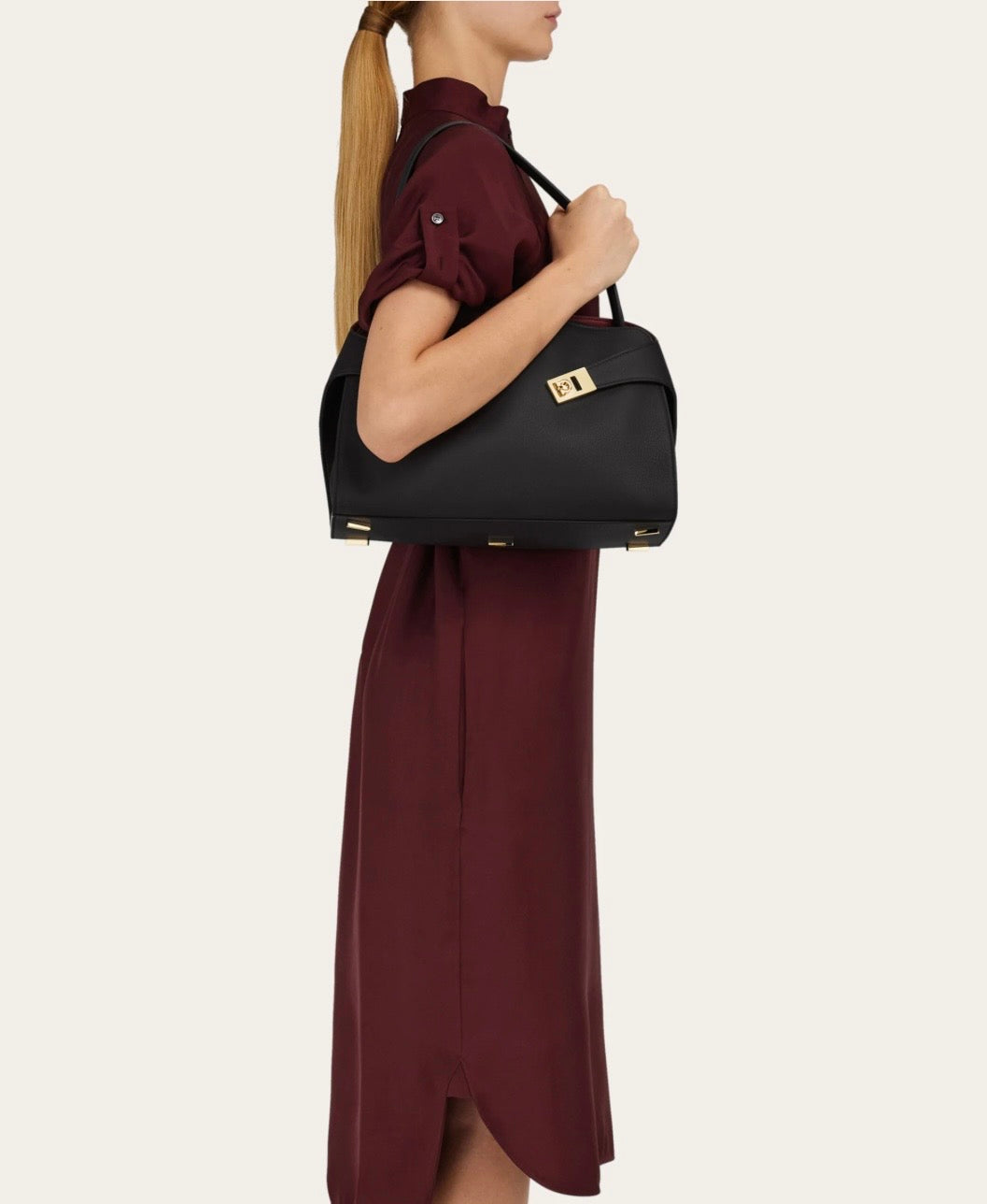 Cuero | Hug soft bicolor shoulder bag