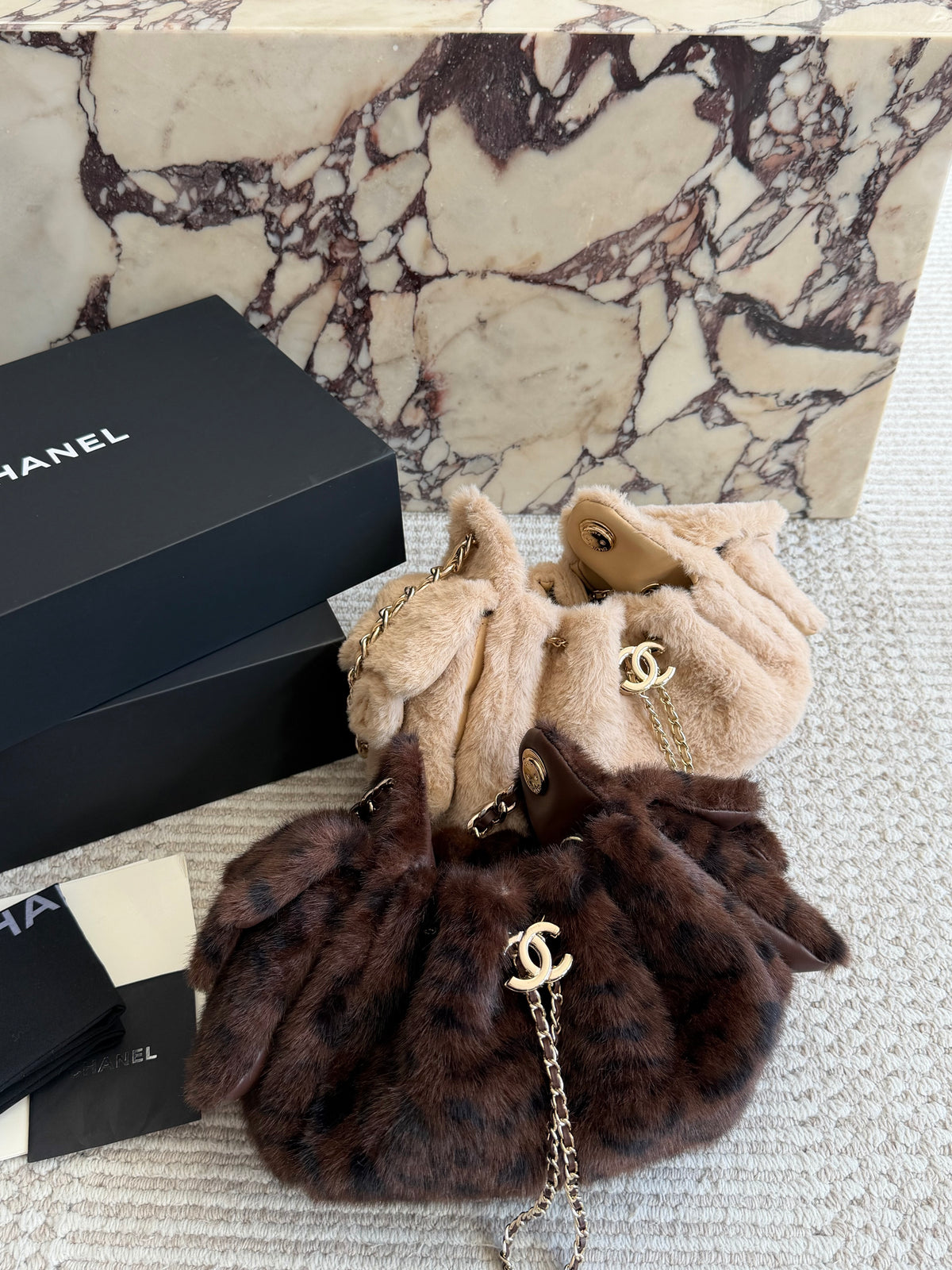 Cuero | Plush Faux Fur Drawstring Shoulder Bag