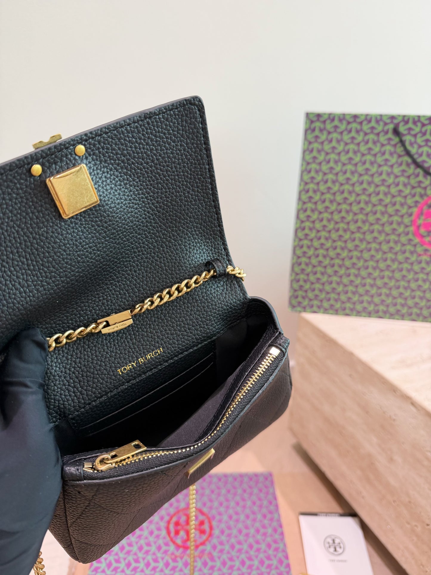 Cuero | Quilted Top Handle Mini Bag Black