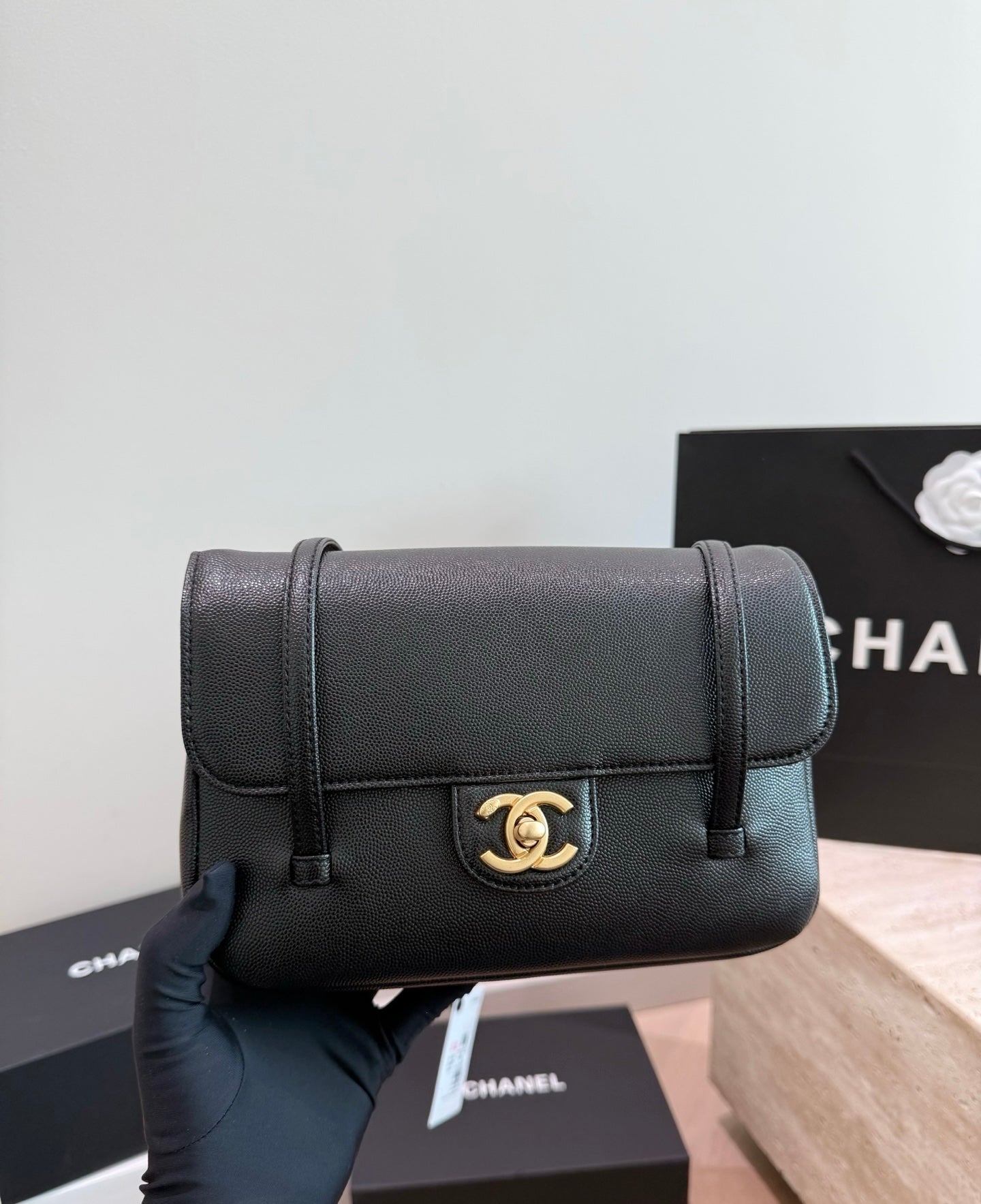 Cuero | Classic Flap Shoulder Bag