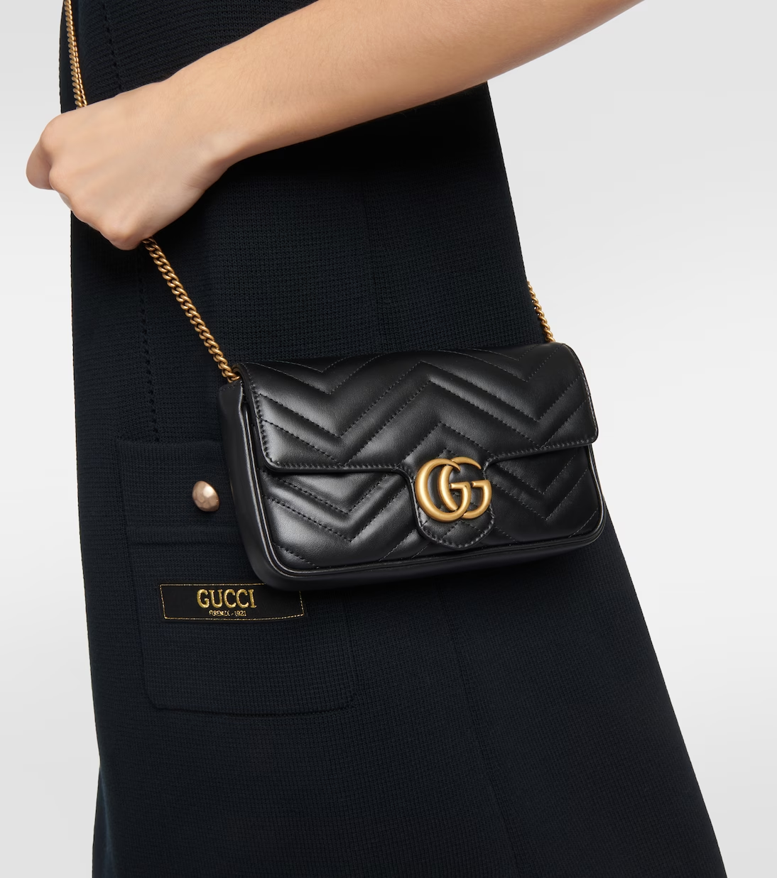 Cuero | GG Marmont leather wallet on chain