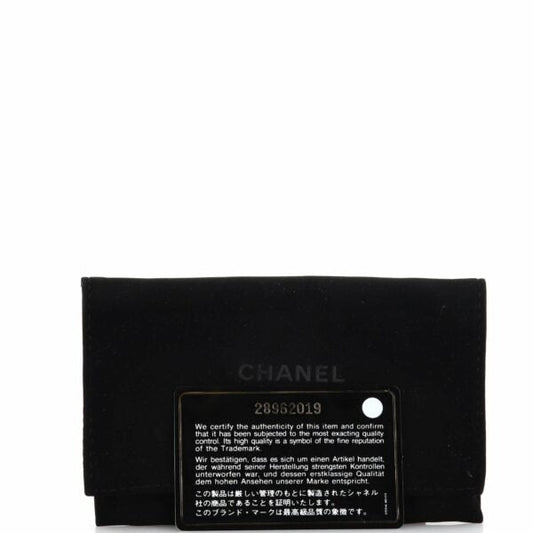 Cuero | Quilted Leather 19 Card Holder