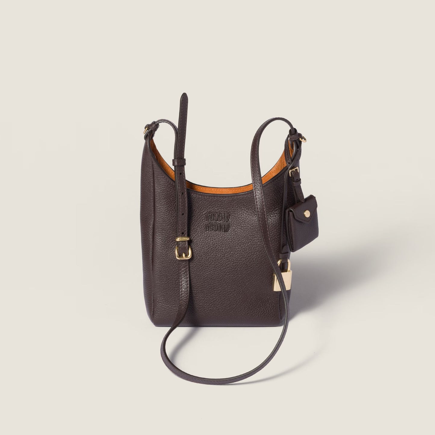 Cuero | Leather bucket bag