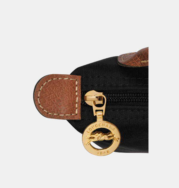 Cuero | Le Pliage Pouch with handle Black