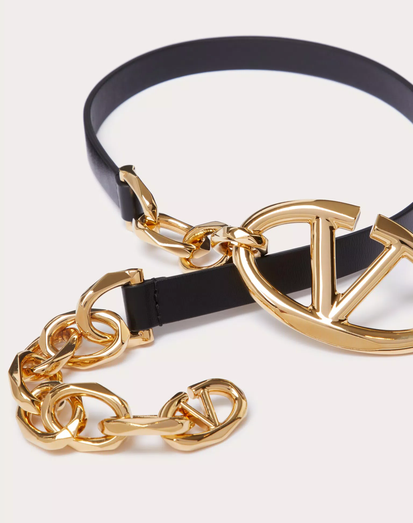 Cuero | VLOGO SIGNATURE SHINY CALFSKIN BELT WITH CHAIN