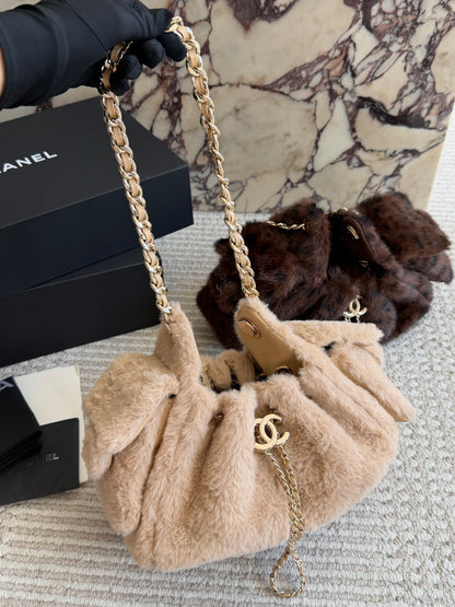 Cuero | Plush Faux Fur Drawstring Shoulder Bag