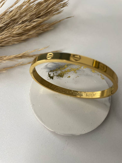 Cuero | Love Bracelet
