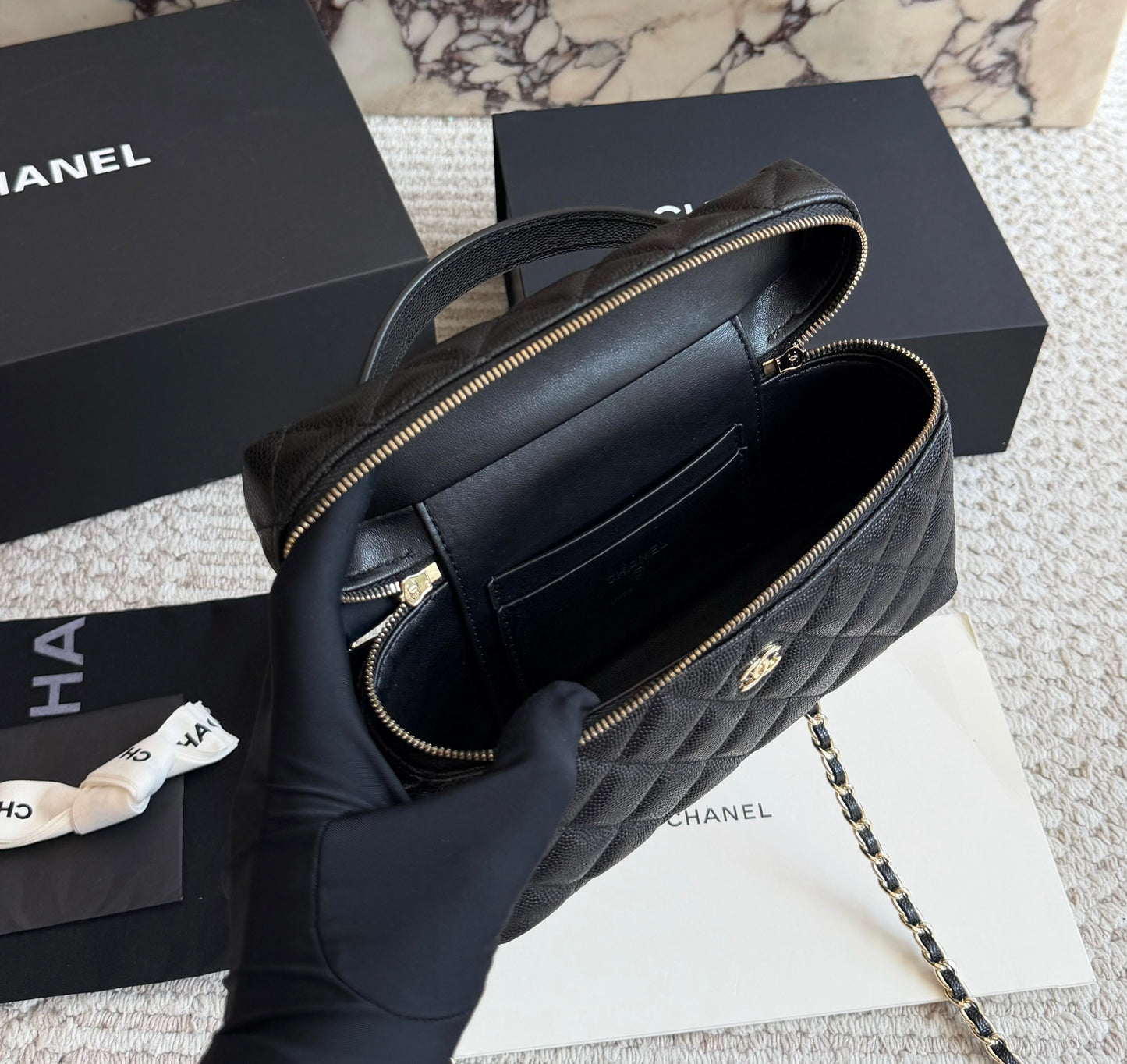 Cuero | Quilted Vanity Case Bag