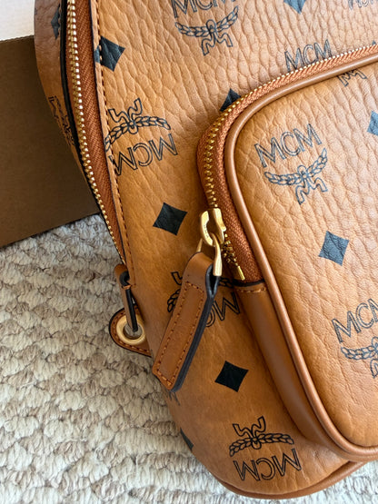 Cuero | Mini Sling Bag Cognac Monogram