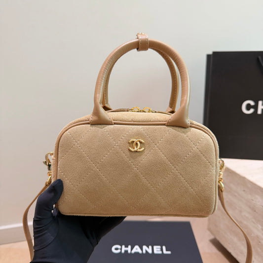 Cuero | Quilted Suede Mini Bowling Bag