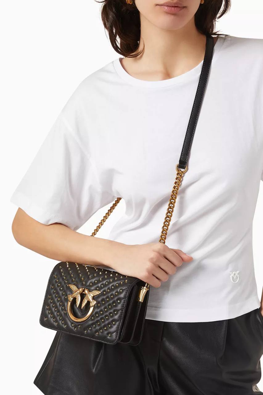 Cuero | Classic Love Click Chevron Studs Black-Antique Gold Bag