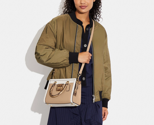 Cuero | Original Grace Carryall in Colorblock in Beige