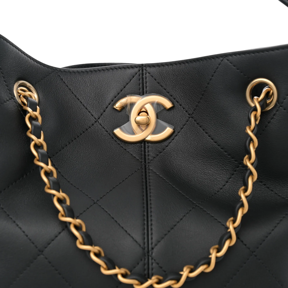 Cuero | Suede Calfskin Shiny Lambskin Quilted Shopping Bag Black
