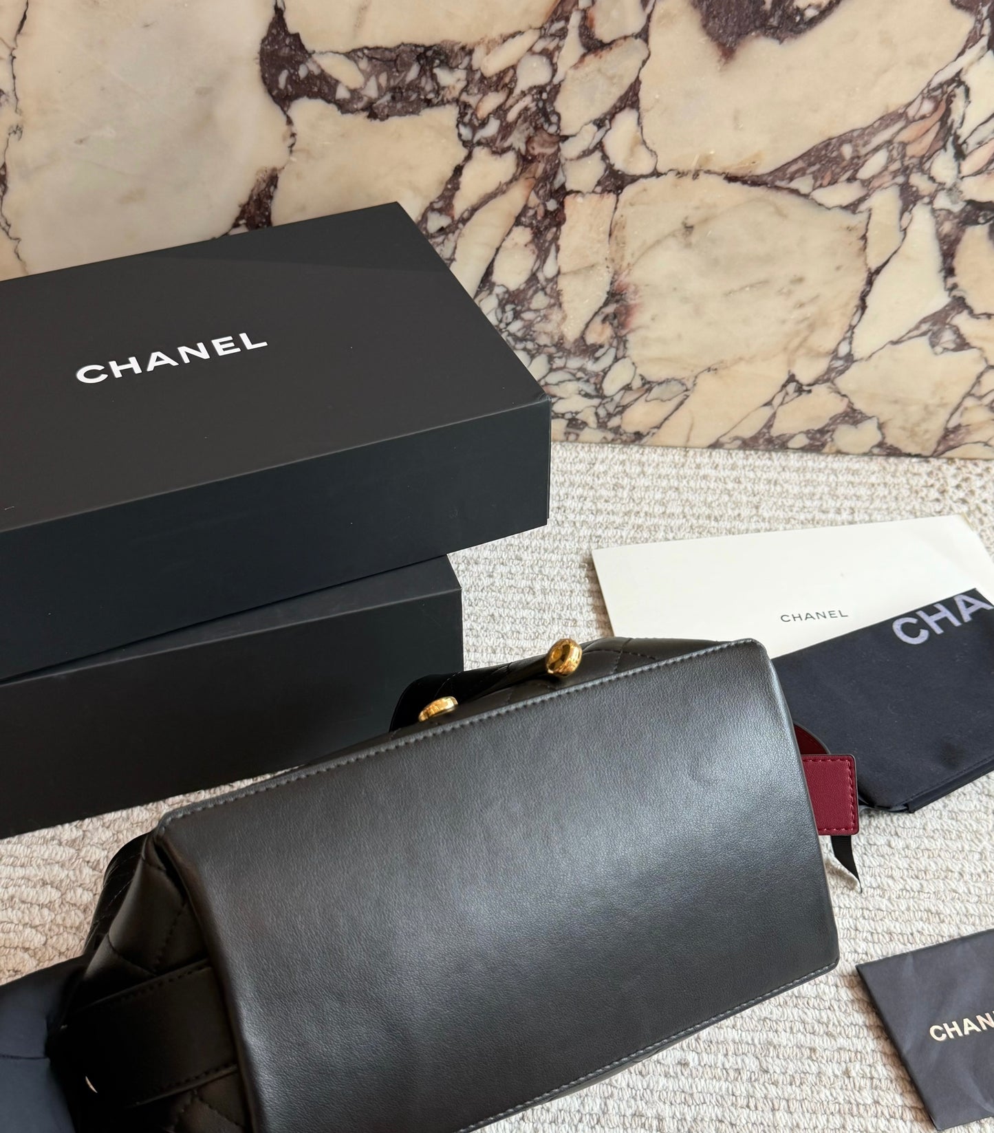 Cuero | Black Quilted Bucket Bag