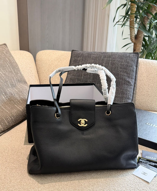 Chanel Shopping Bag – Black