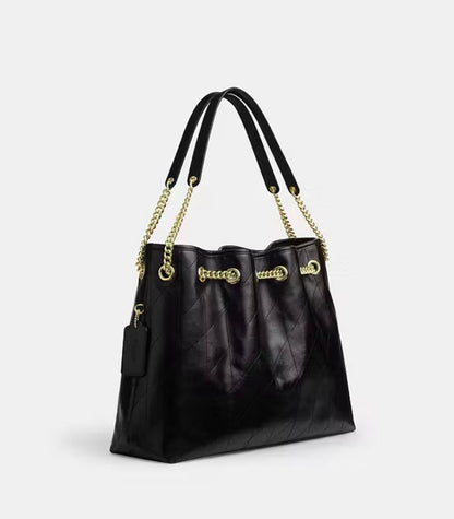 Cuero | Evelyn Shoulder Bag With Quilting