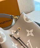 Louis Vuitton Neoneo Bag