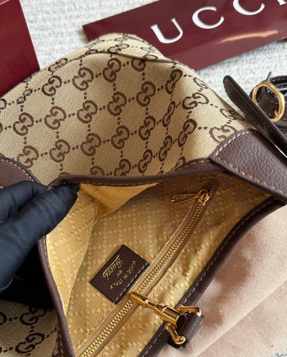 Cuero | GG Canvas Shoulder Bag