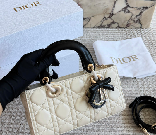 Cuero| Lady Small